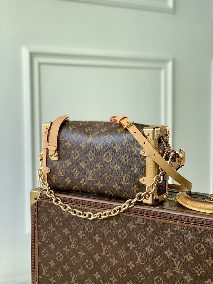 루이비통 사이드 트렁크 MM 이스트 웨스트 M28385