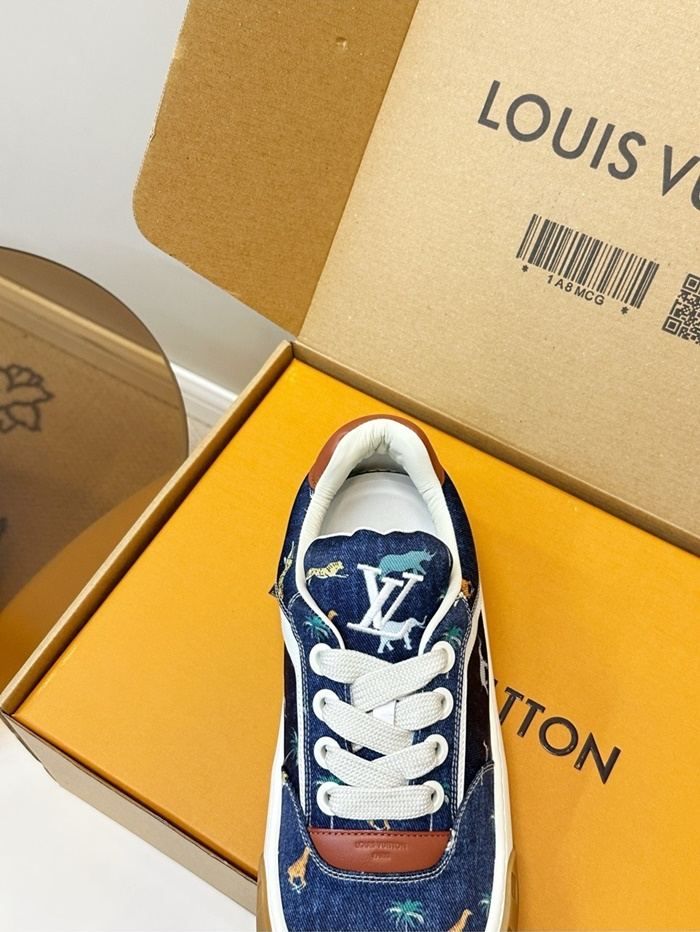 루이비통 공용 LV 틸티드 스니커즈 1AJVXT