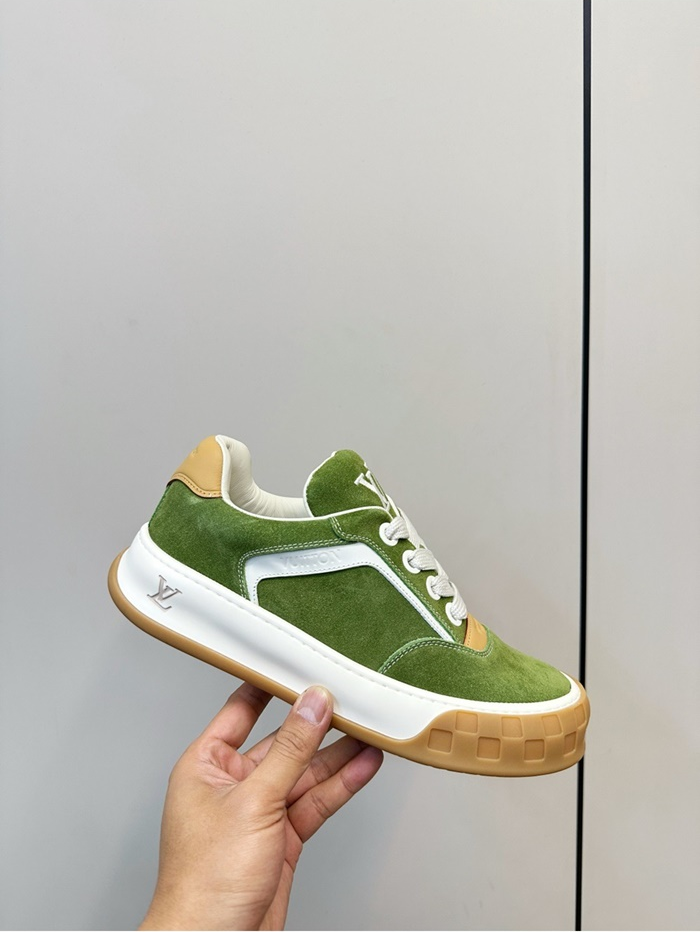 루이비통 공용 LV 틸티드 스니커즈 1AJTH7