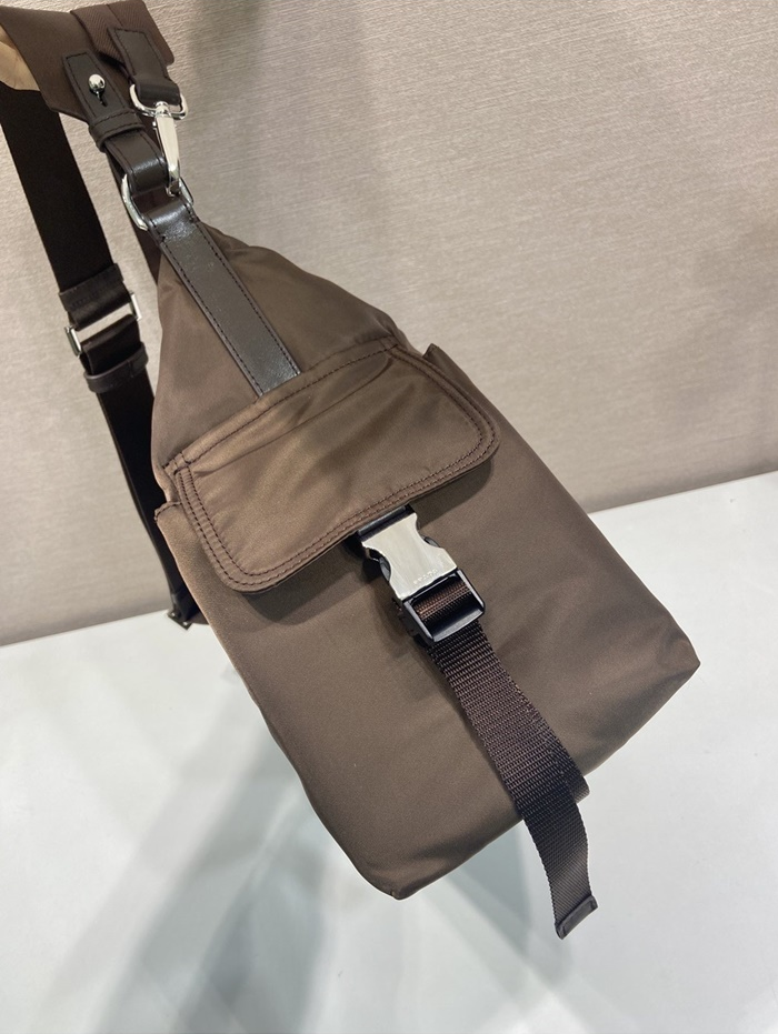 프라다 남성 익스플로어 리나일론 백 2VH204_br