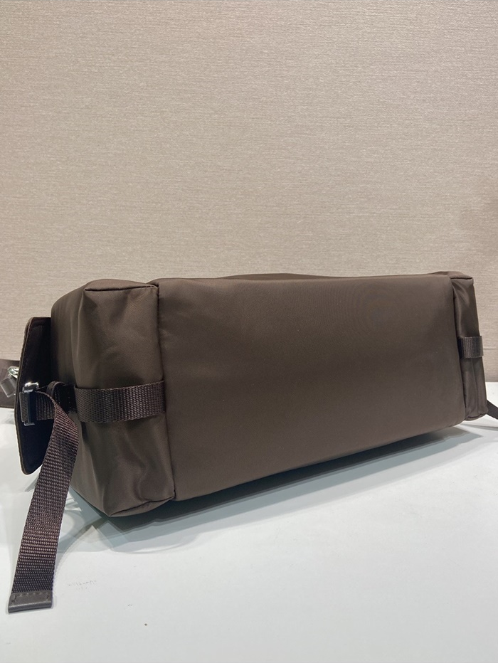 프라다 남성 익스플로어 리나일론 백 2VH204_br