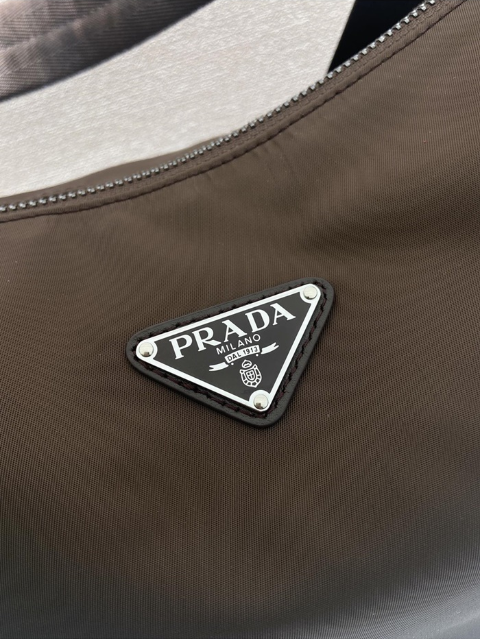 프라다 남성 익스플로어 리나일론 백 2VH204_br