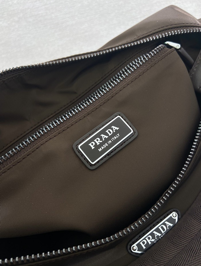 프라다 남성 익스플로어 리나일론 백 2VH204_br