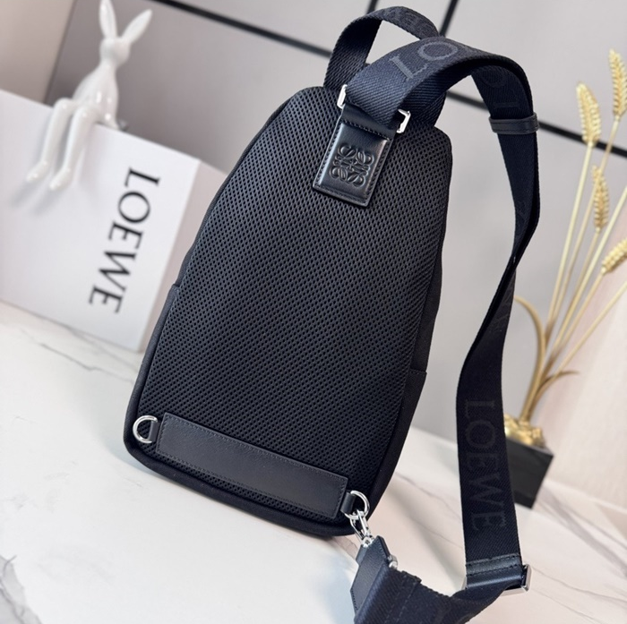 로에베 남성 플렉스 슬링 CIL0011392800