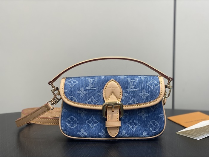 루이비통 여성 나노 다이앤 M27700