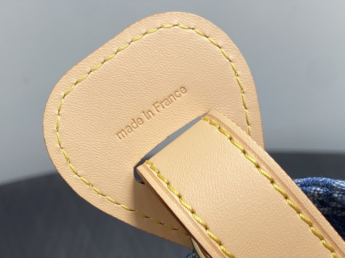 루이비통 여성 올 인 BB M28107