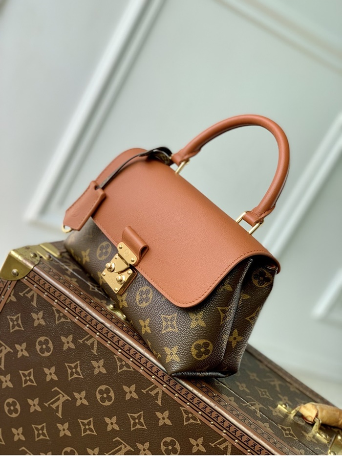 루이비통 여성 마들렌 BB M27511_br