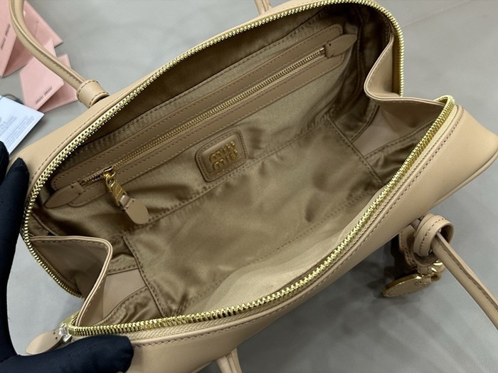 미우미우 여성 가죽 보 백 5BB1732