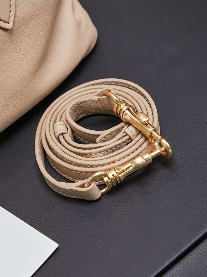 미우미우 여성 아방뛰르 나파 가죽 백 5BA292