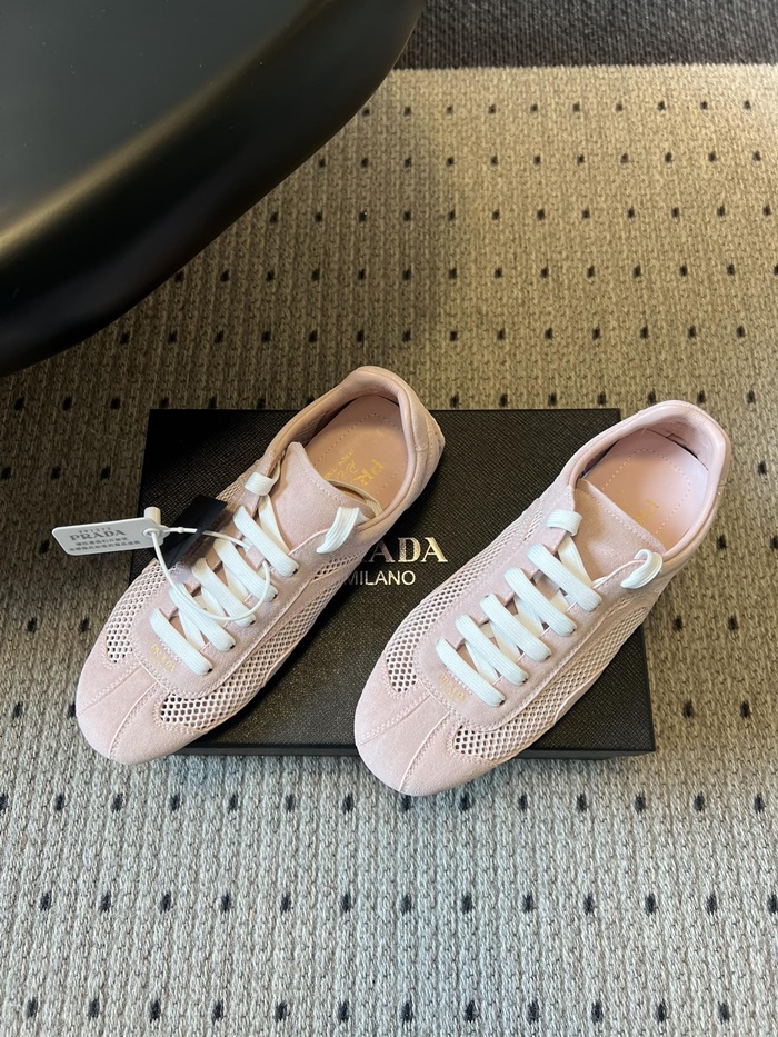 프라다 여성 몬테카를로 리에디션 2005 스웨이드 메쉬 스니커즈 1E247OFD_PINK