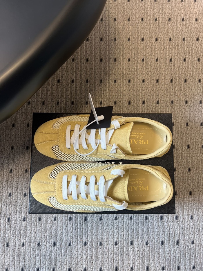 프라다 여성 몬테카를로 리에디션 2005 스웨이드 메쉬 스니커즈 1E247OFD_YE