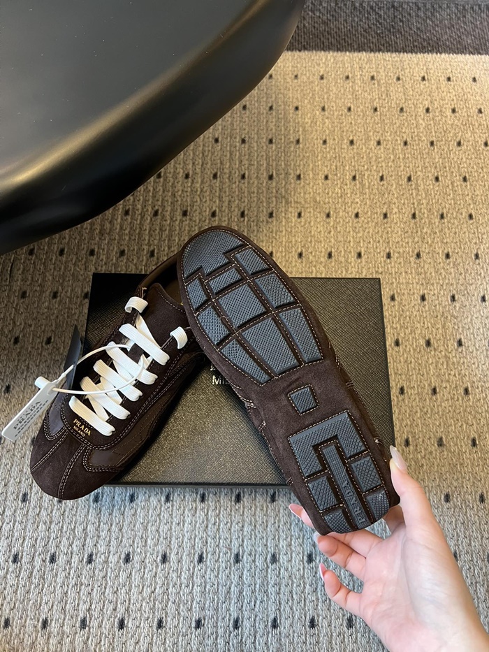 프라다 여성 몬테카를로 리에디션 스웨이드 리나일론 스니커즈 1E247OD7C