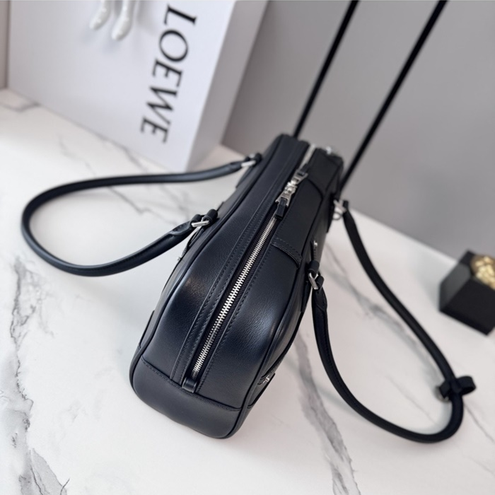 로에베 여성 아마조나 31 크롭 백 A039N31X01_BK