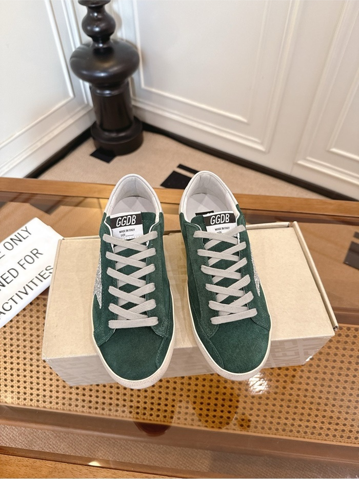 골든구스 공용 실버 글리터 스웨이드 슈퍼스타 GMF00101_GR