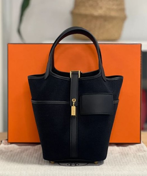 에르메스 피코탄 카고