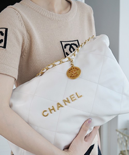 샤넬 22백 미듐 AS3261