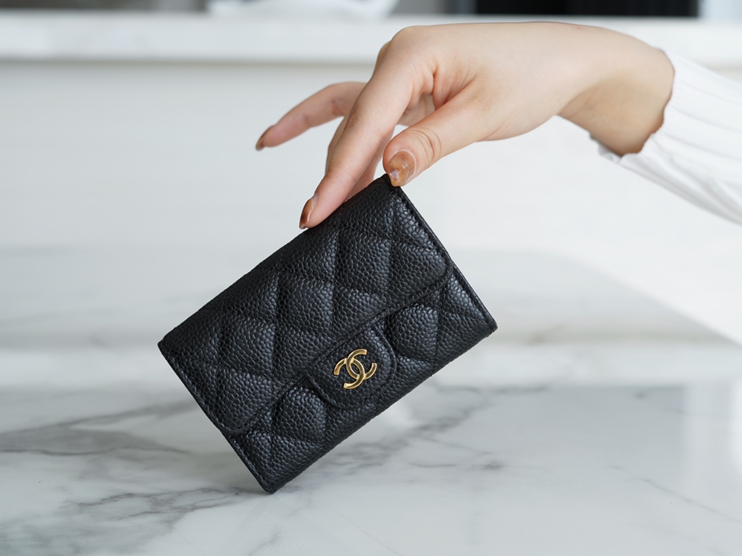샤넬 클래식 똑딱이 카드슬립 카드지갑 캐비어 금장 AP0214