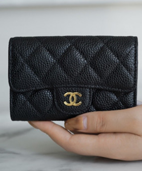 샤넬 클래식 똑딱이 카드슬립 카드지갑 캐비어 금장 AP0214