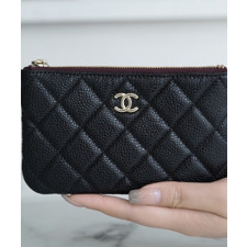 샤넬 클래식 미니 파우치 캐비어 은장 A82365