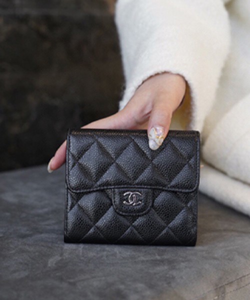 샤넬 캐비어 반지갑 캐비어 은장 AP0231
