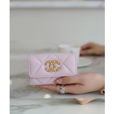 샤넬 19 플랩 카드지갑 램스킨 금장 연핑크 AP1790