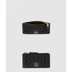 미우미우 마테라쎄 나파 가죽 엔벨로프 지갑 5MB006