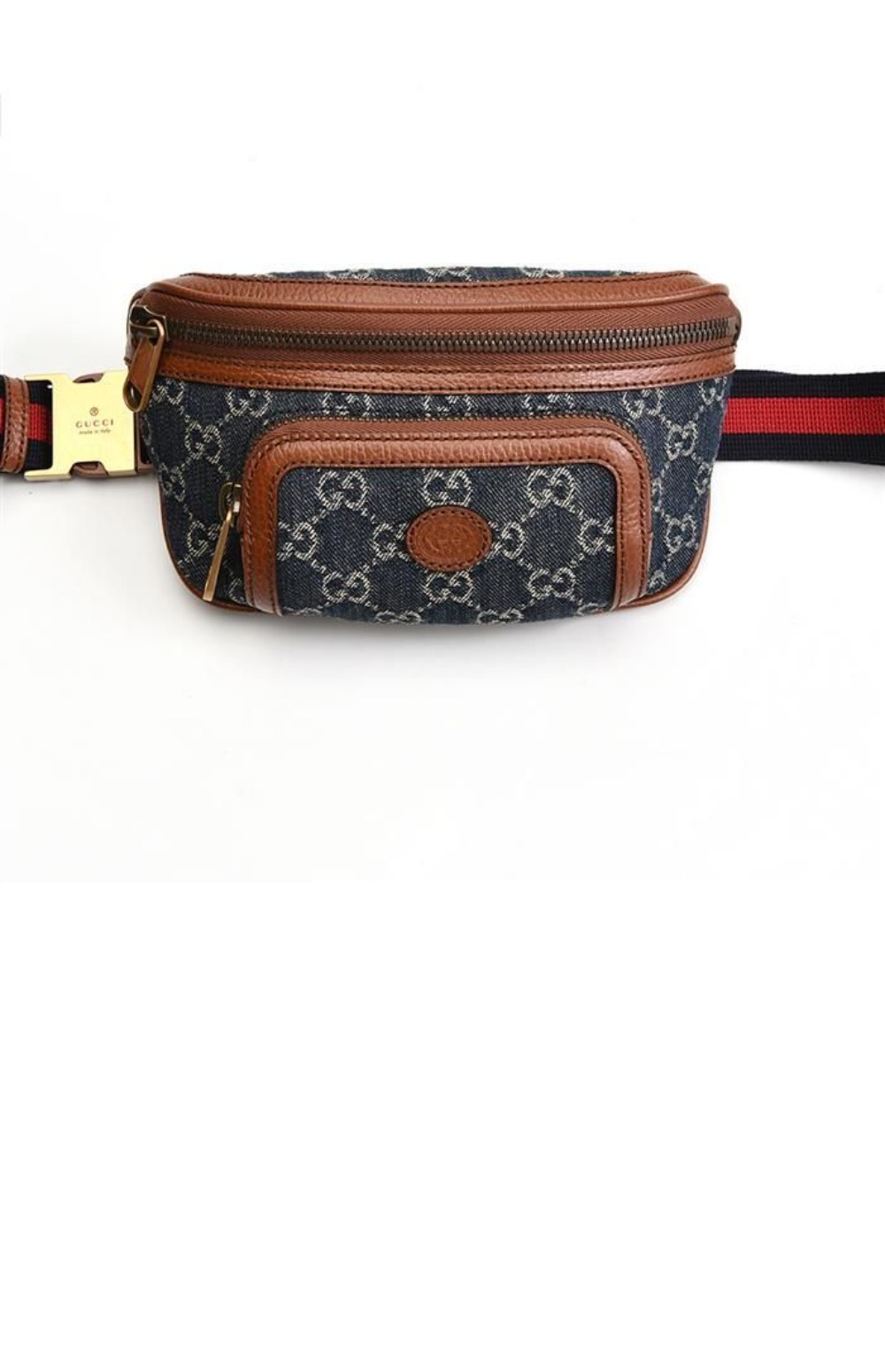 구찌 인터로킹 G 벨트백 682933