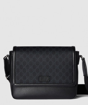 구찌 태그 장식의 미디엄 GG 크로스백 795459