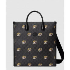 구찌 인터로킹 G 미듐 토트백 674155