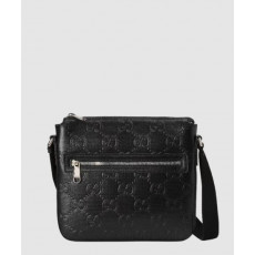 구찌 GG 엠보스 스몰 메신저백 406410