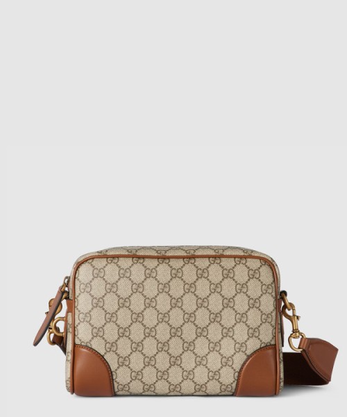 구찌 GG 엠블럼 스몰 크로스백 821155