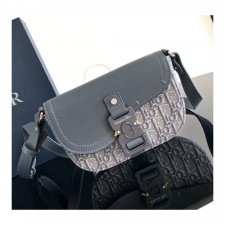 디올 새들 스트랩 파우치 메신저백 2ADCA435YKS_H12E