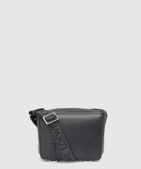 로에베 XS 밀리터리 메신저백