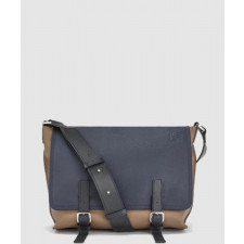 로에베 밀리터리 메신저 백 - 소프트 그레인 카프스킨