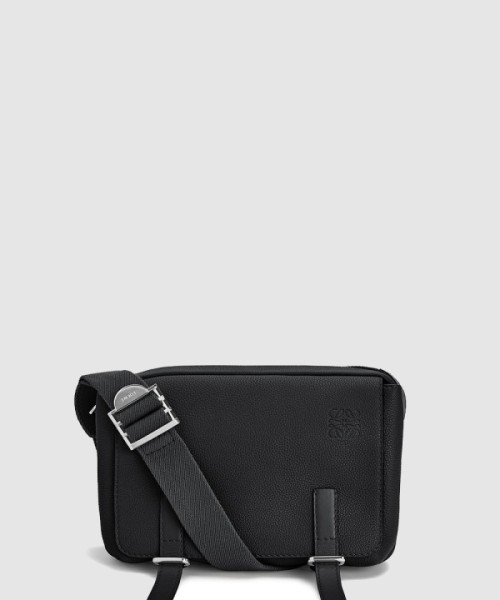 로에베 XS 밀리터리 메신저 백 - 소프트 그레인 카프스킨