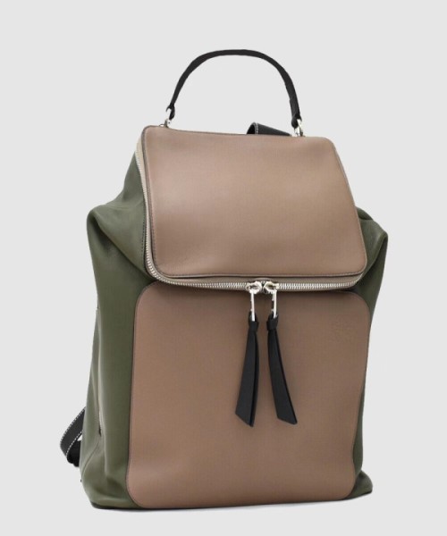 로에베 밀리터리 백팩 - 클래식 카프스킨