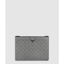 루이비통 디스커버리 포쉐트GM M8138