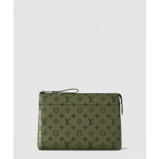 루이비통 포쉐트 보야지 수프 M82800