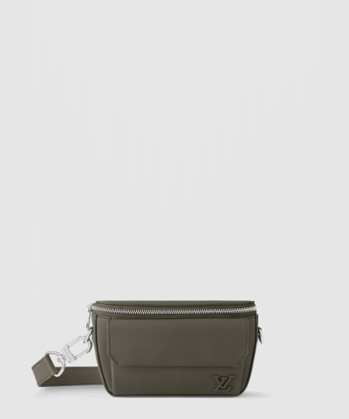 루이비통 파일럿 웨어러블 월릿 M83560