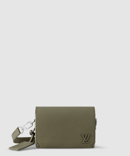 루이비통 패스트라인 웨어러블 월릿 M82086