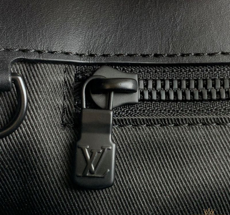 루이비통 블랙 모노그램 삭플라 토트 36.5cm x 38cm x 9cm