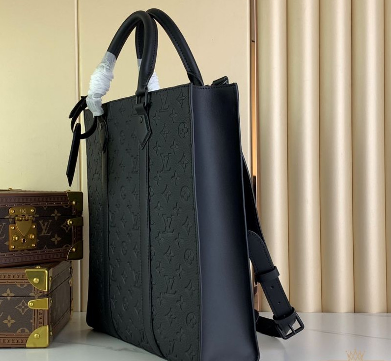 루이비통 블랙 모노그램 삭플라 토트 36.5cm x 38cm x 9cm
