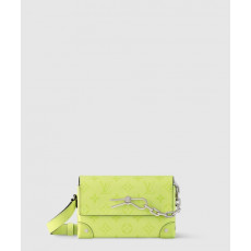 루이비통 스티머 웨어러블 월릿 M14117