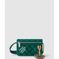 루이비통 보스포어 웨어러블 월릿 M12637