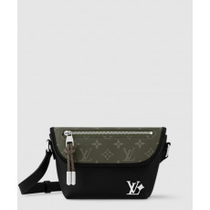 루이비통 펄스 웨어러블 월릿 M12618