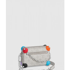 루이비통 미니 소프트 트렁크 M81606