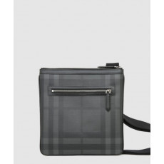 버버리 체크 메신저백 4060086