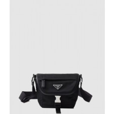 프라다 리나일론 및 사피아노 가죽 숄더백 2VD070