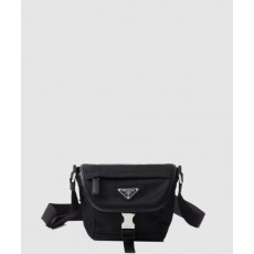 프라다 리나일론 및 사피아노 가죽 숄더백 2VD070