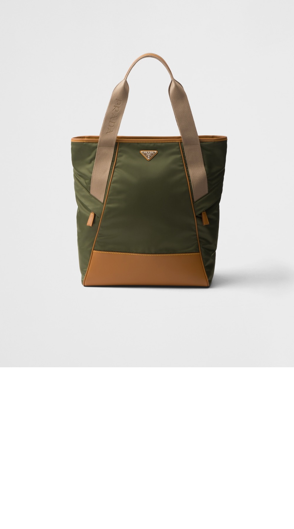 프라다 리나일론 토트백 2VG119